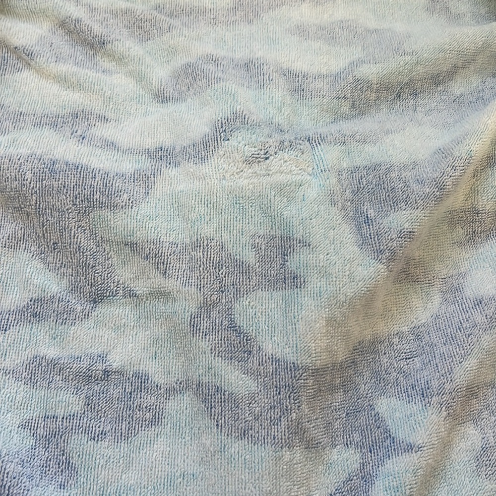 Camo blue shark robe for toddler boy size 5/6 - Picture 4 of 6